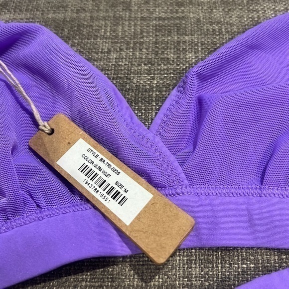 Skims Fit Everybody Crossover Bralette - Picture 3 of 15